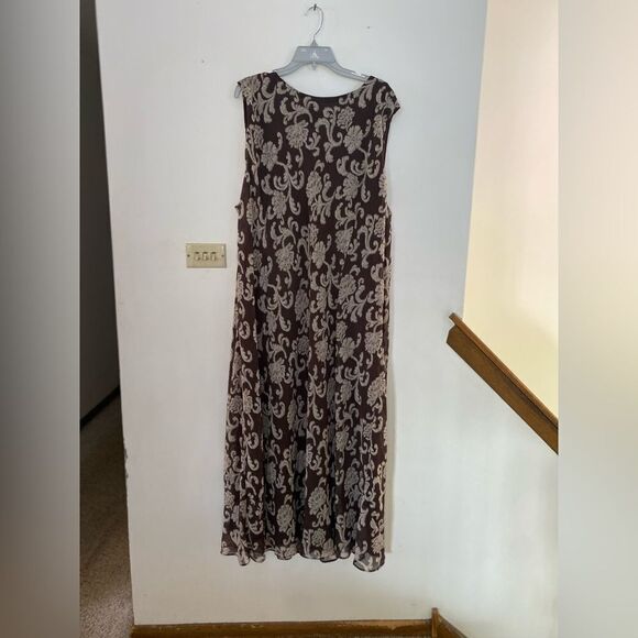 Plus Size brown 2 piece floral dress set size 34W - Picture 7 of 7